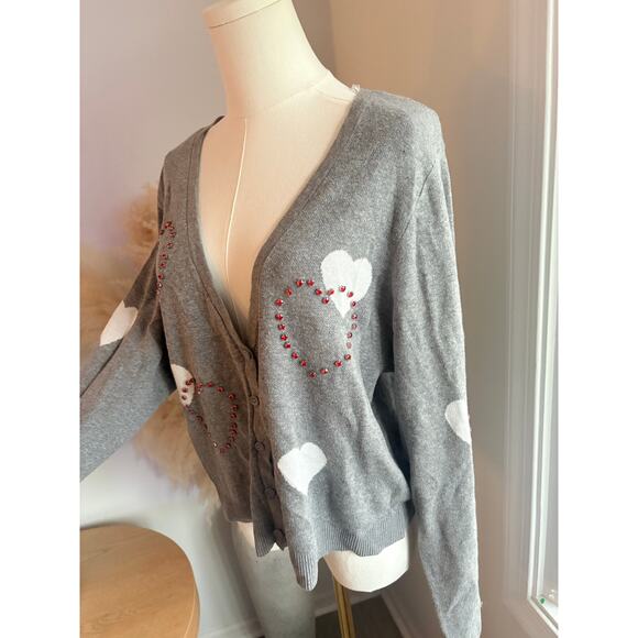 NWT Torrid Grey Hearts Shrug Cardigan Sweater Plus Size 2X - Picture 5 of 9
